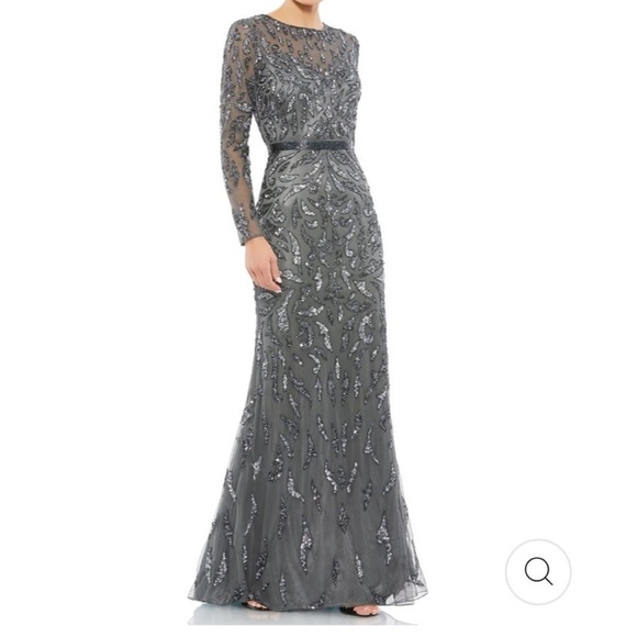 Mac Duggal New BEADED LONG SLEEVE EVENING GOWN
Charcoal | 6 | 5124 - Picture 1 of 10
